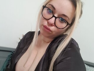 Livesex anal real MikkyThomas